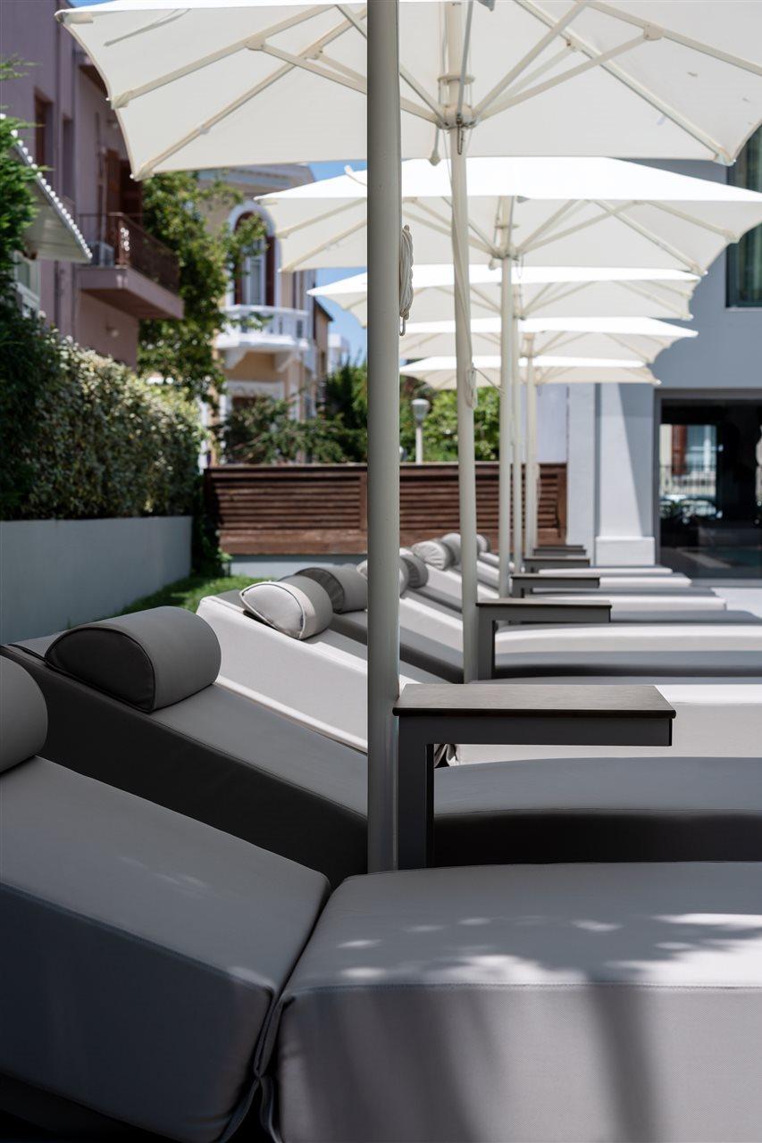Oktober Downtown Boutique 3*