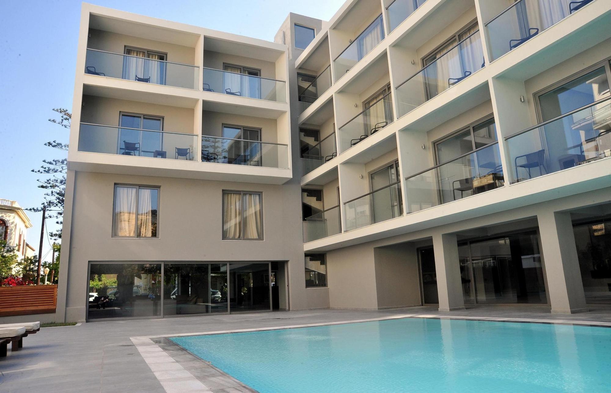 Hotel Oktober Downtown Boutique 3*